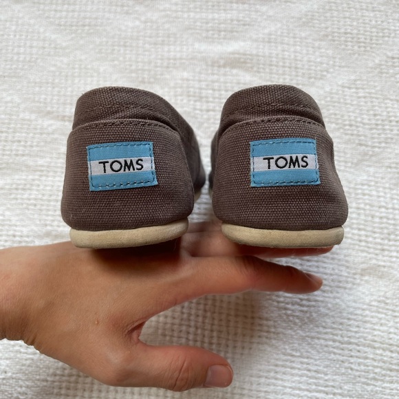 TOMS Women’s Grey Alpargata Slip-On Shoes - Picture 5 of 5